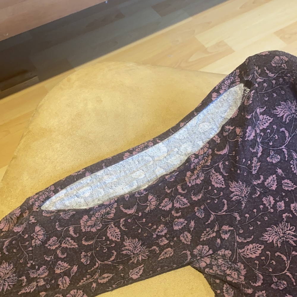 American Eagle peplum top - Picture 3 of 5